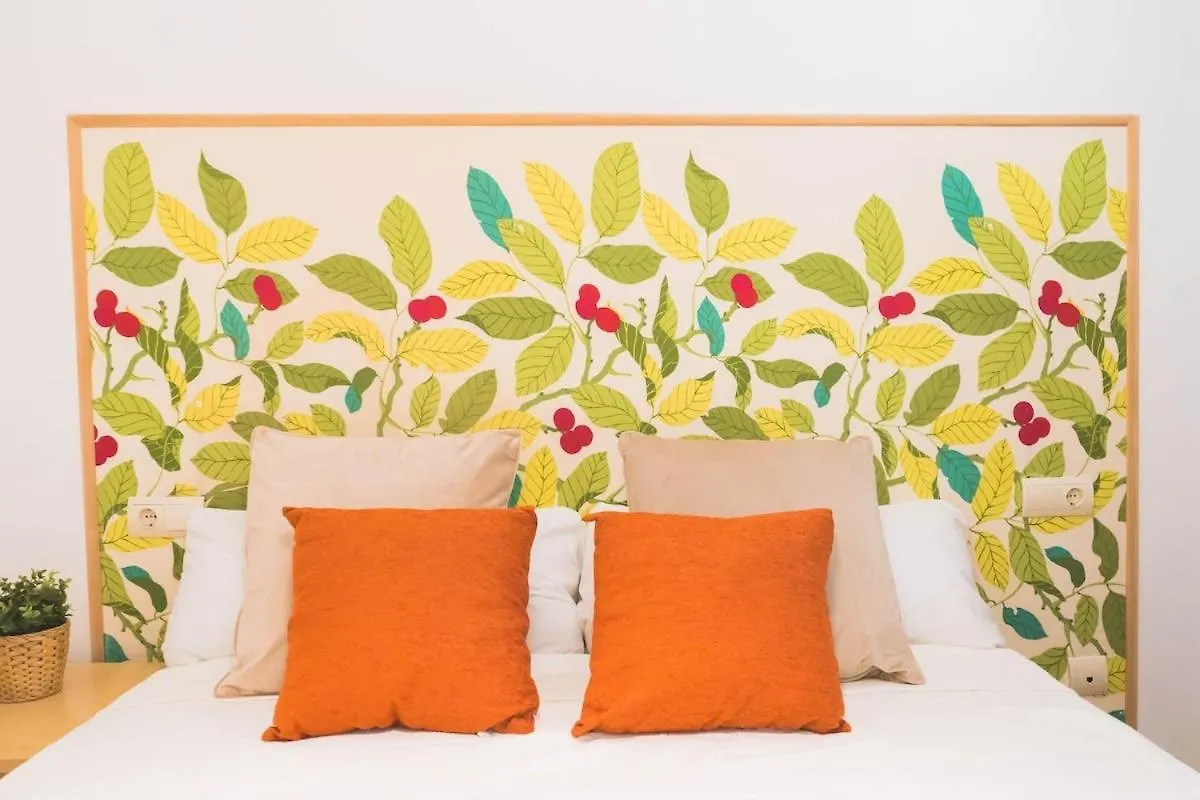 Céntrico Apartamento en Calle Carreteria - Málaga Appartement